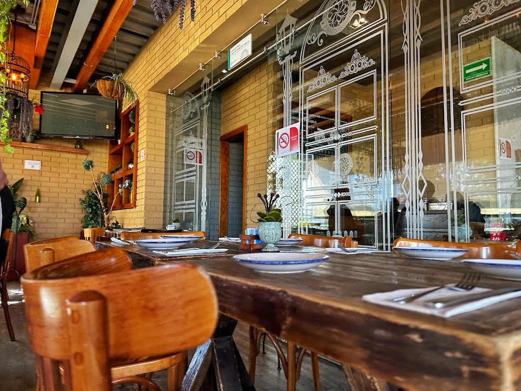 Santa Fortuna - Bakery & Cafe