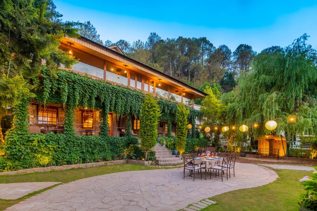 Stayvista At Sylvana Villas In Dharampur 9 Bhk Luxury Holiday Home
