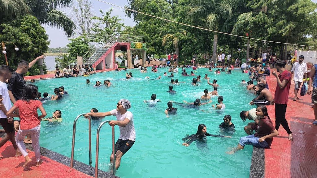 Vrindavan Resort Gangrel