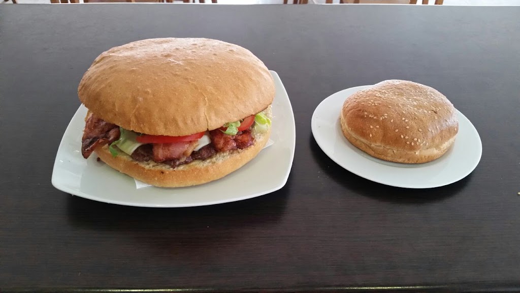 Taperia la Rotonda — Comida y bebida