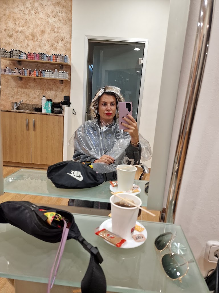 Peluqueria Nucs Javea/Xabia — Peinado