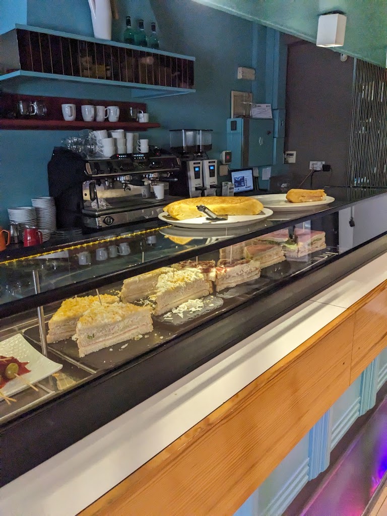 Cafe Dona Gilda Bar — Ambiente
