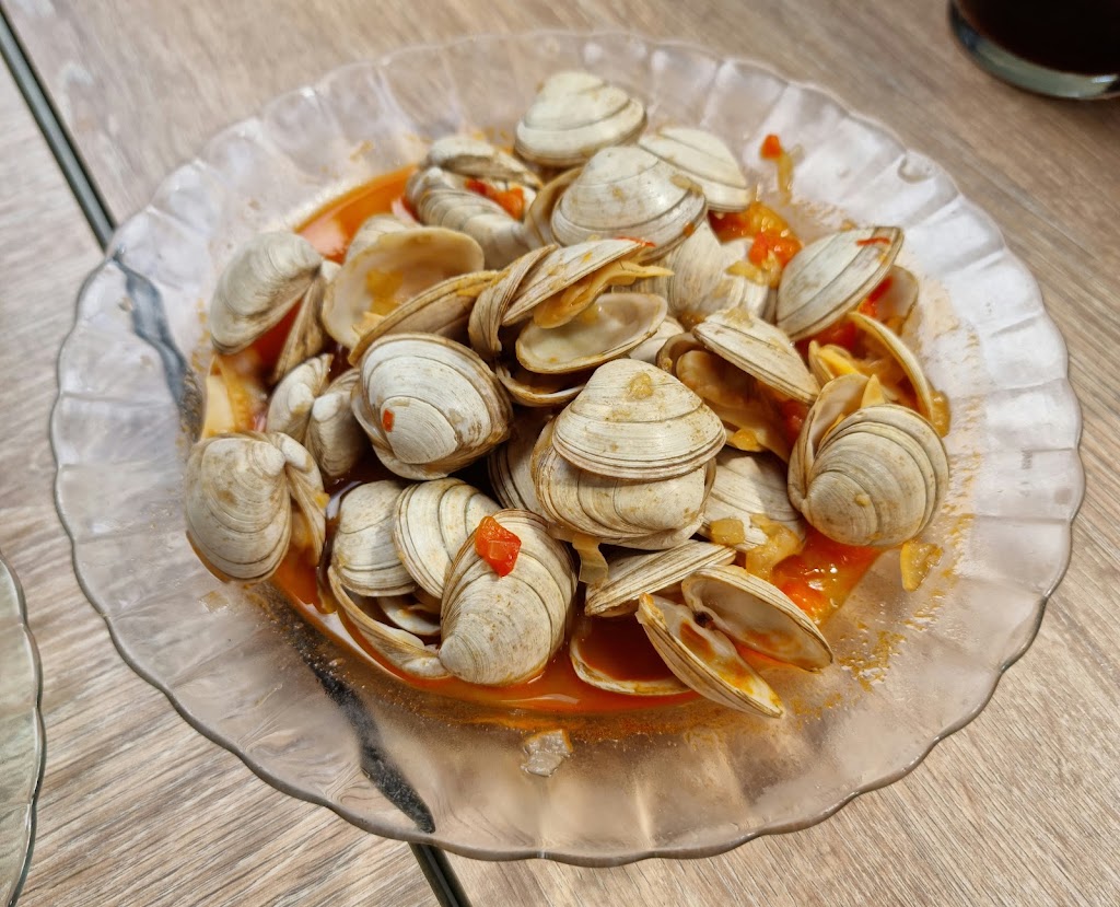 Taberna A Mina — Comida y bebida
