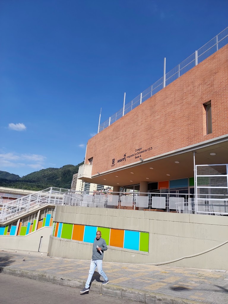 Colegio Integrada La Candelaria Sede C