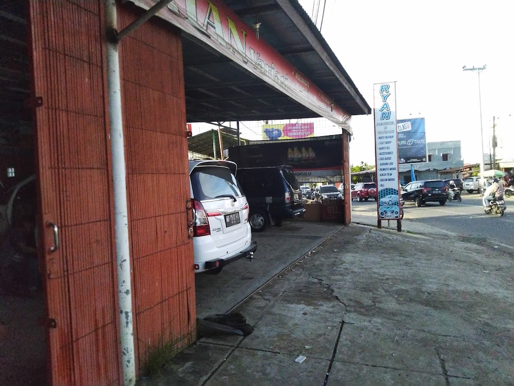 BENGKEL&VARIASI MOBIL RIAN.