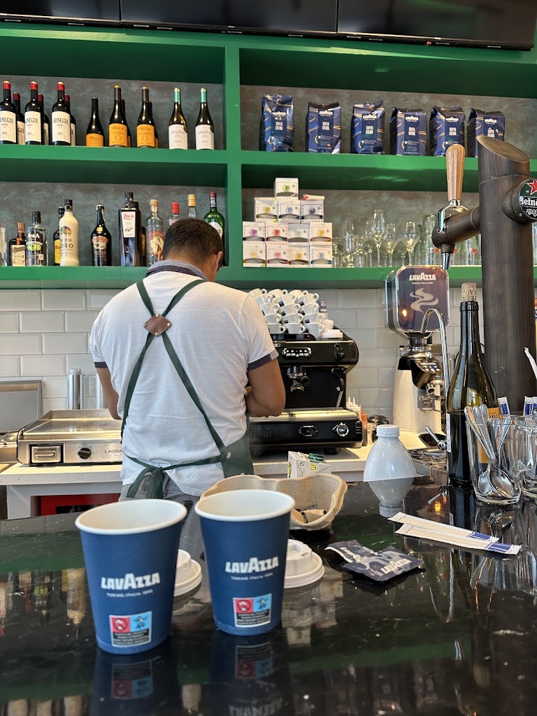 AL GRANO coffee and bakery — Ambiente