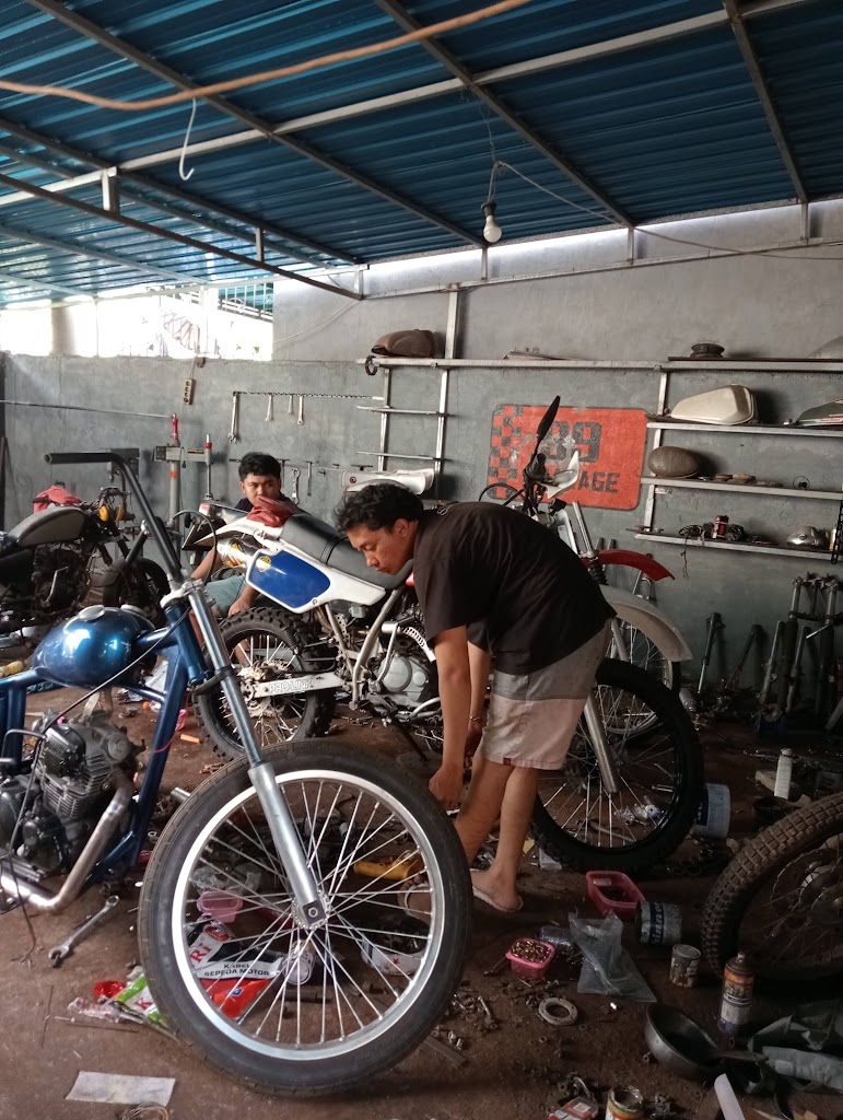 99 Motor Custom