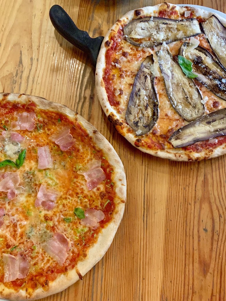 COPPOLA & SOLOMONK (NON STOP KITCHEN) — Comida y bebida