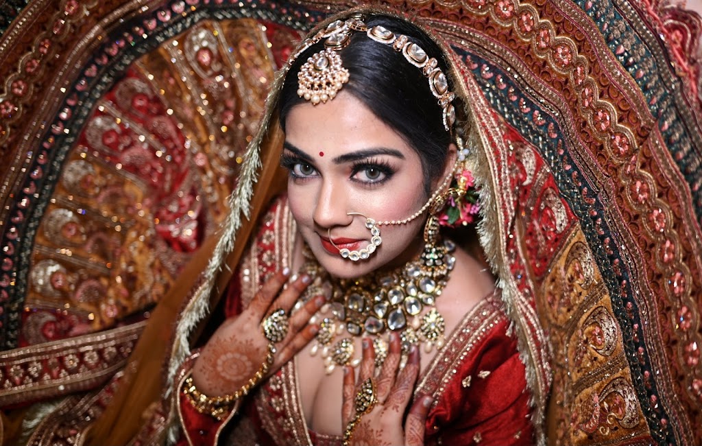 Pink Makeover Best Beauty Salon For Females In Sambalpur City