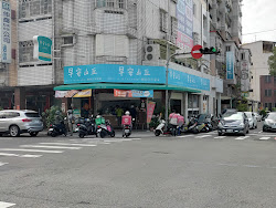 6451116bc4d1698e1a0f9975 的照片