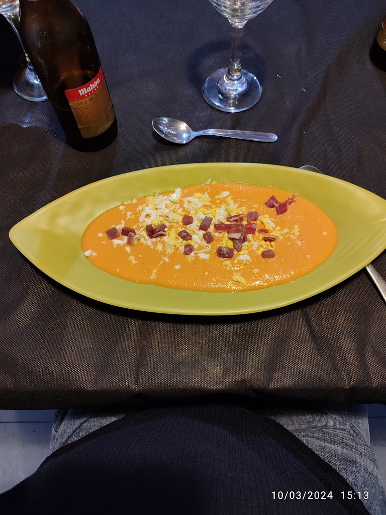 Restaurante El Refugio — Comida y bebida