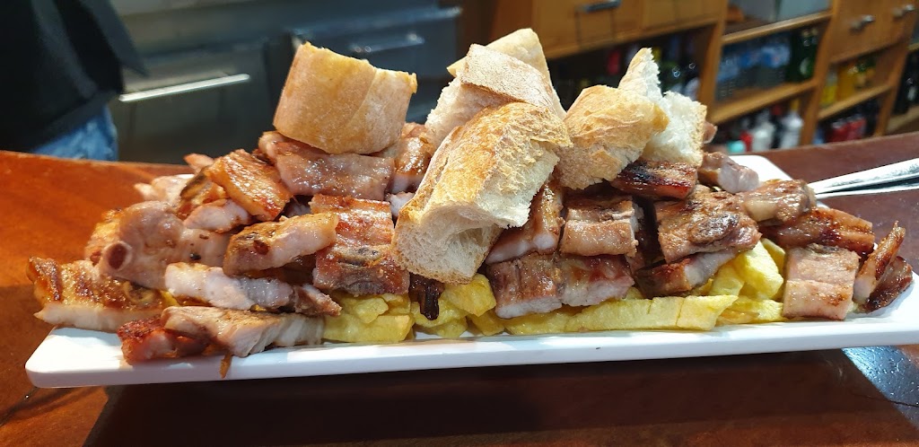 Meson la Estrada — Comida y bebida