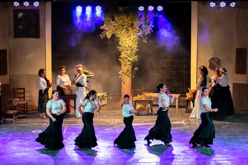 Escuela de Danza Charo Trigueros