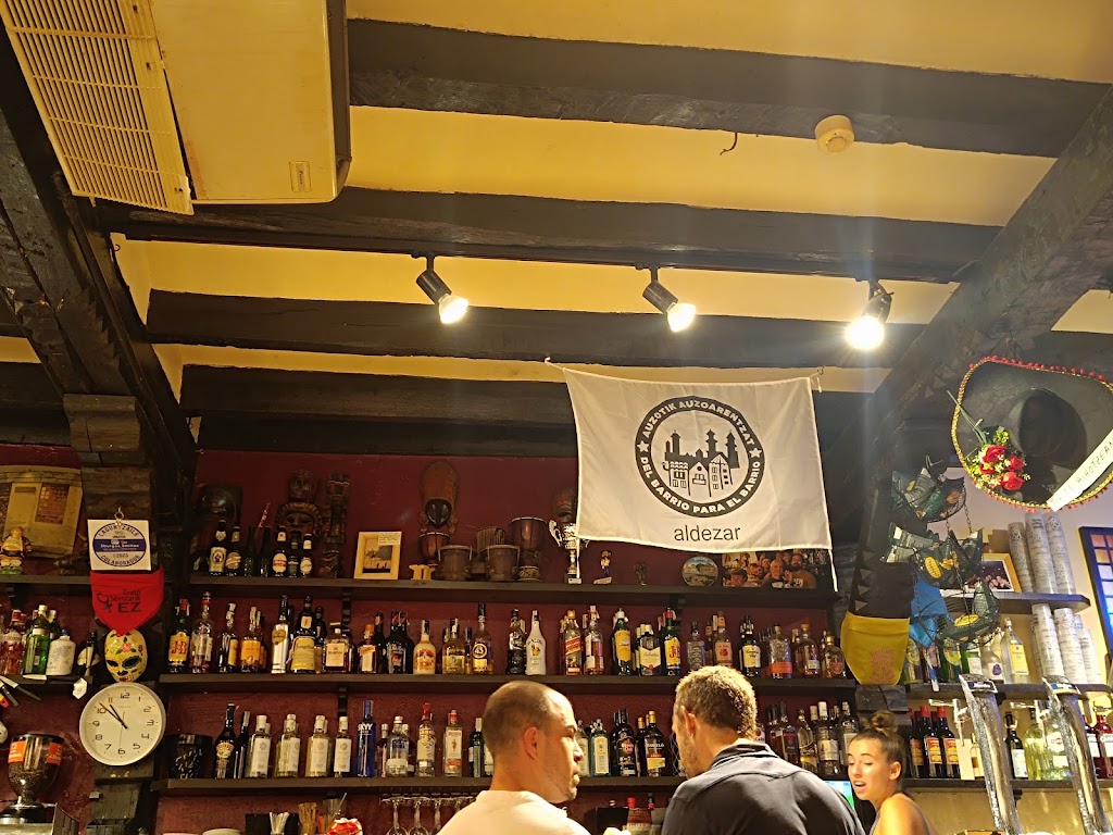 Meson de La NABARRERIA — Ambiente