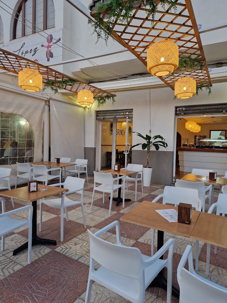Cafe Bar Brunch Coffe&Beer — Ambiente