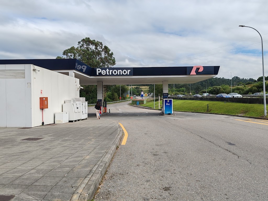 Estacion de Servicio Petronor - Repsol