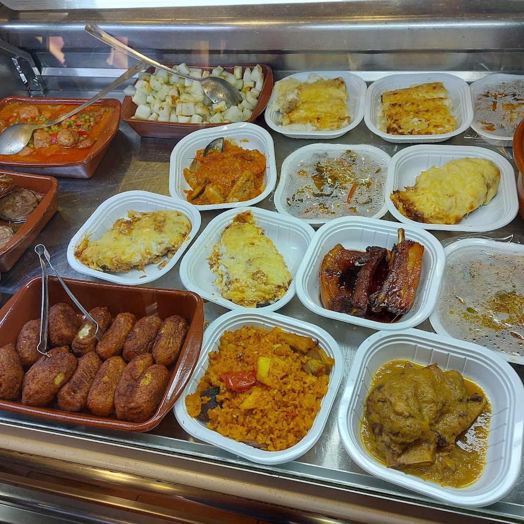 Pollos Asados Hermi — Comida y bebida