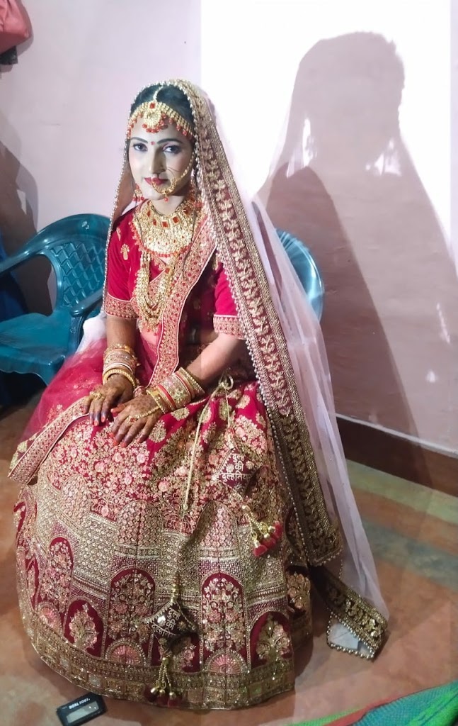 Bhavika Beauty Parlour And General Store