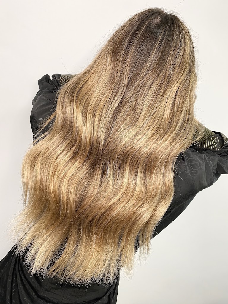 Isis Muller (hair & beauty) — Del propietario