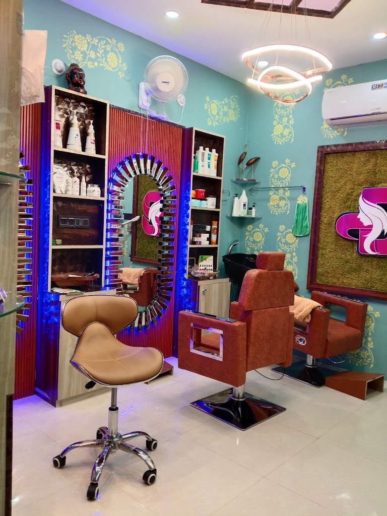 The Pearl Beauty Parlour Ladies Station