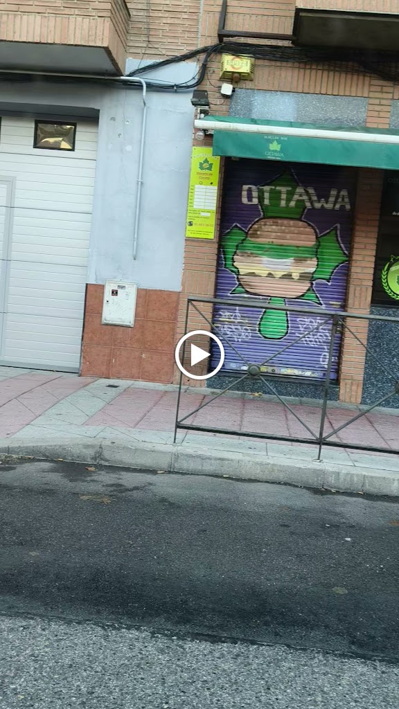 Burguer Ottawa — Videos
