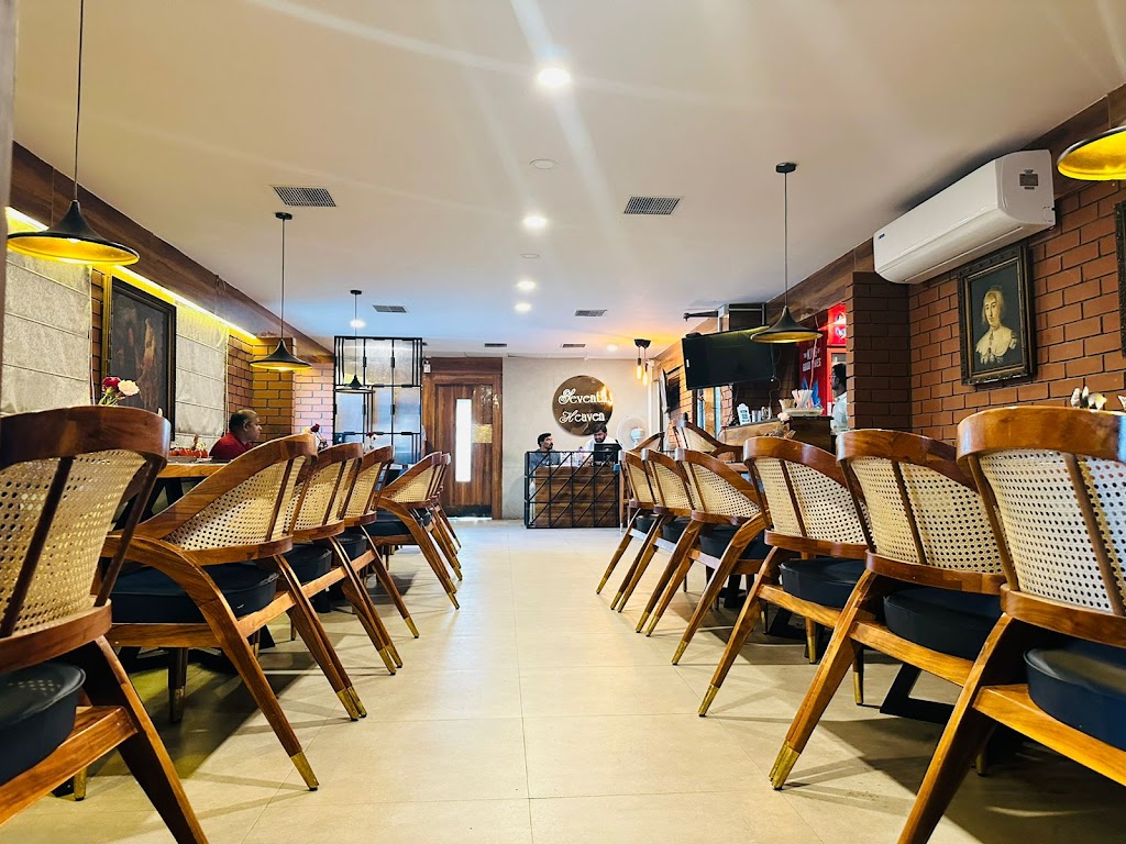 Seventh Heaven Family Restaurant Bar