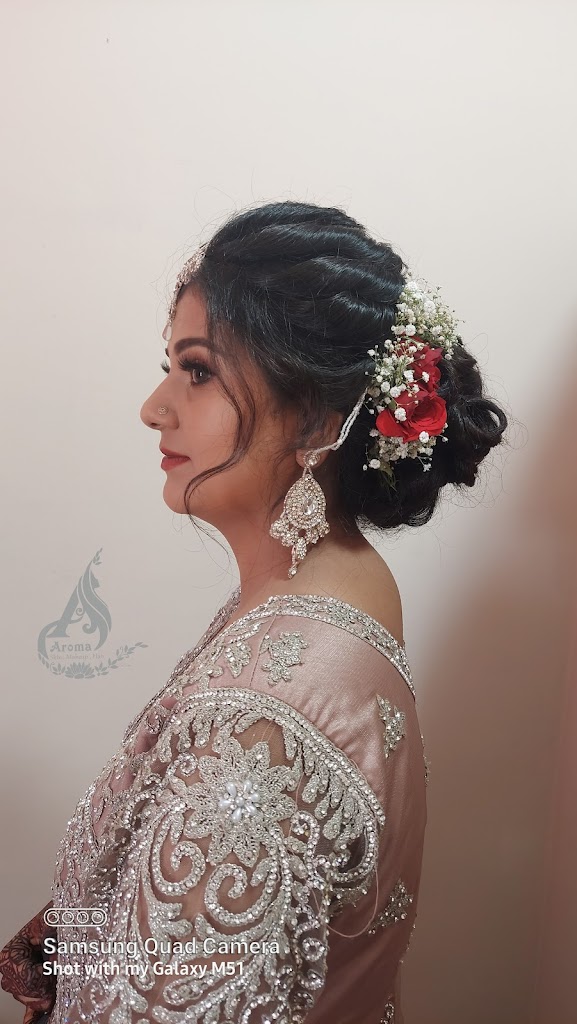 Aroma Beauty Salon And Institute