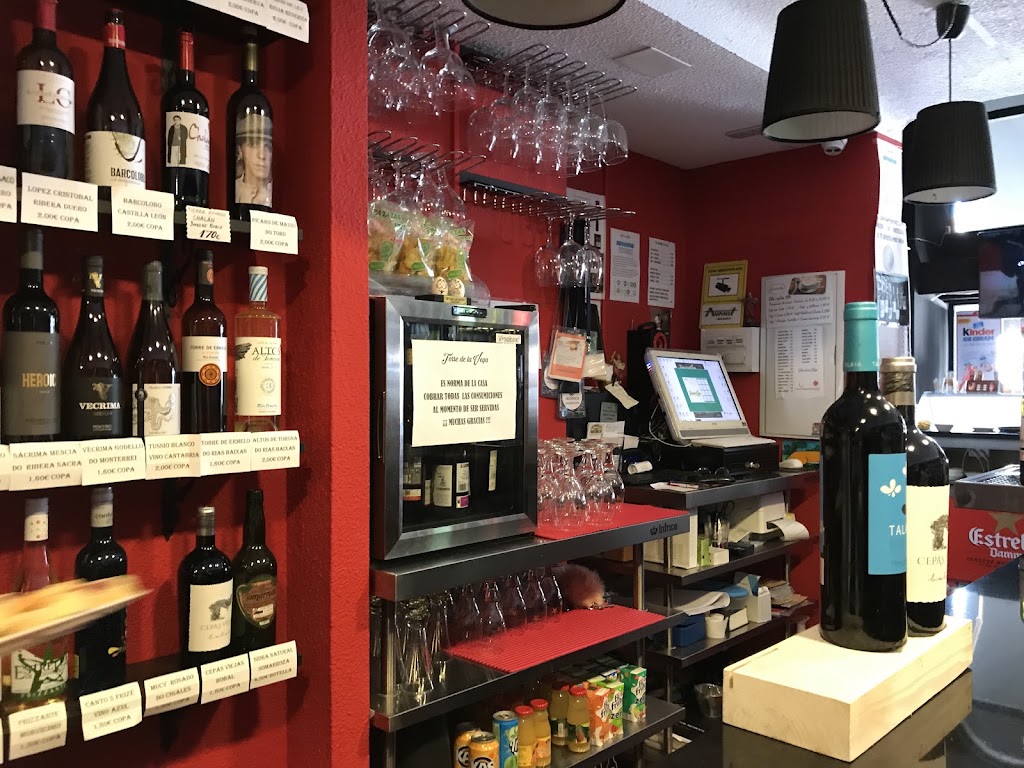 Vinoteca Torre de la Vega — Vino