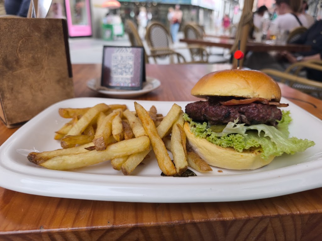 Cafe Regina Triana — Mas recientes