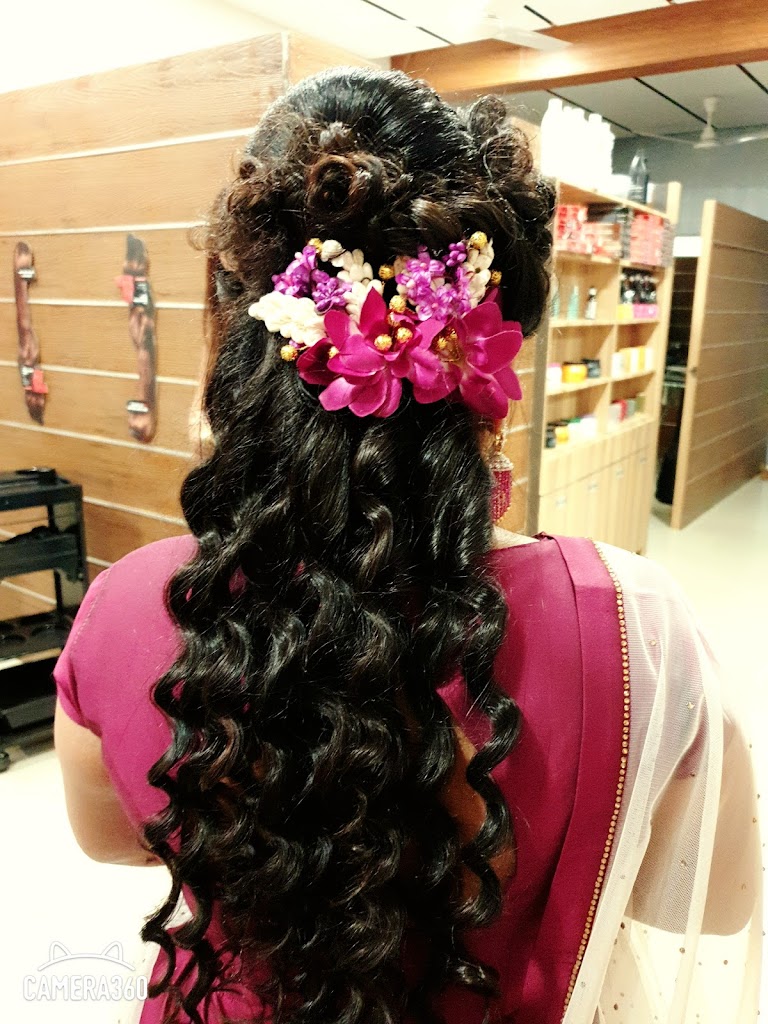 Sapro Salon Academy By Dinkal Patel