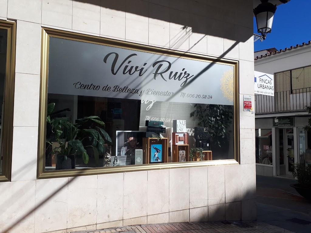 Vivi Ruiz Peluqueros — Exterior