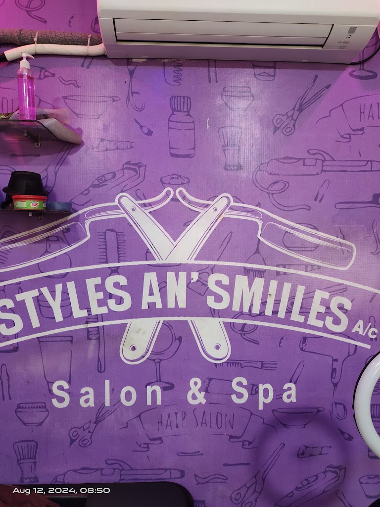 Styles An Smiiles
