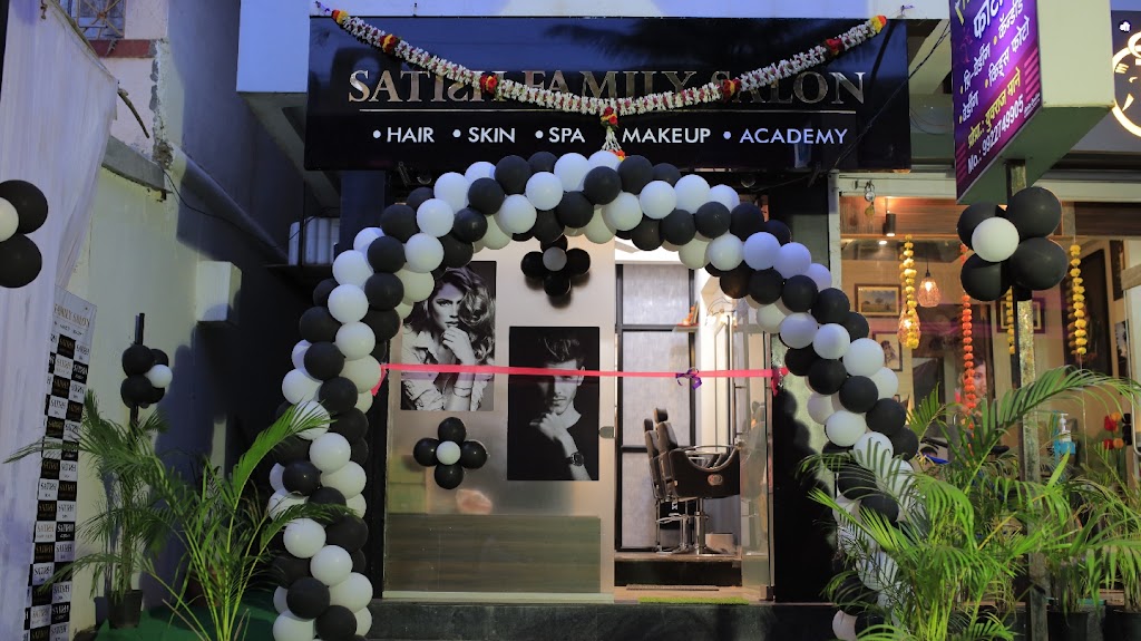 Satish Family Salon Professional
