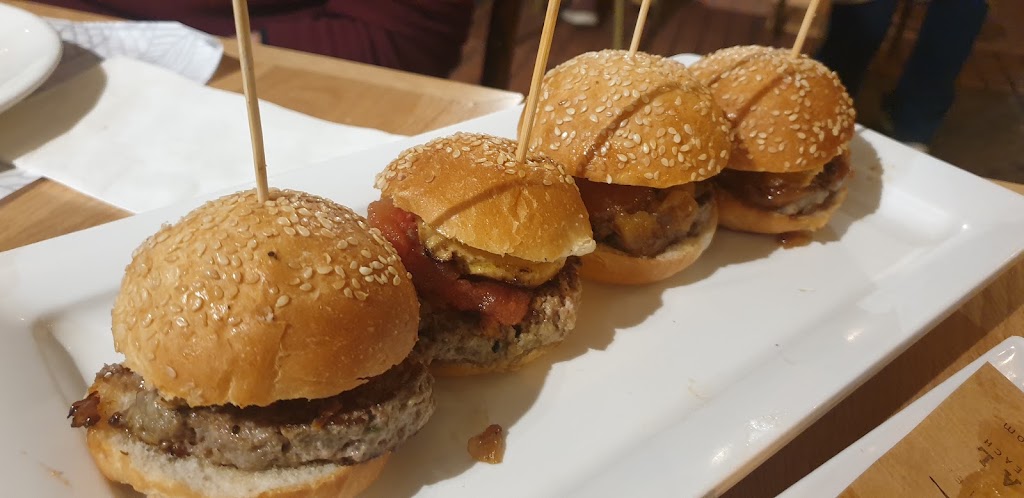 Allende Muelle — Comida y bebida