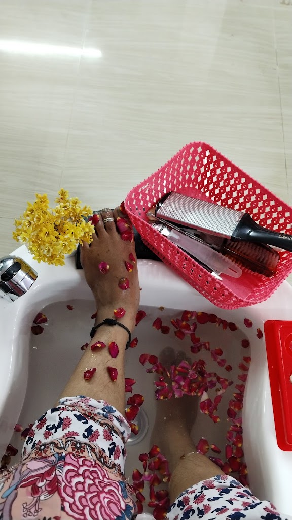 Mithra Fashion Academy