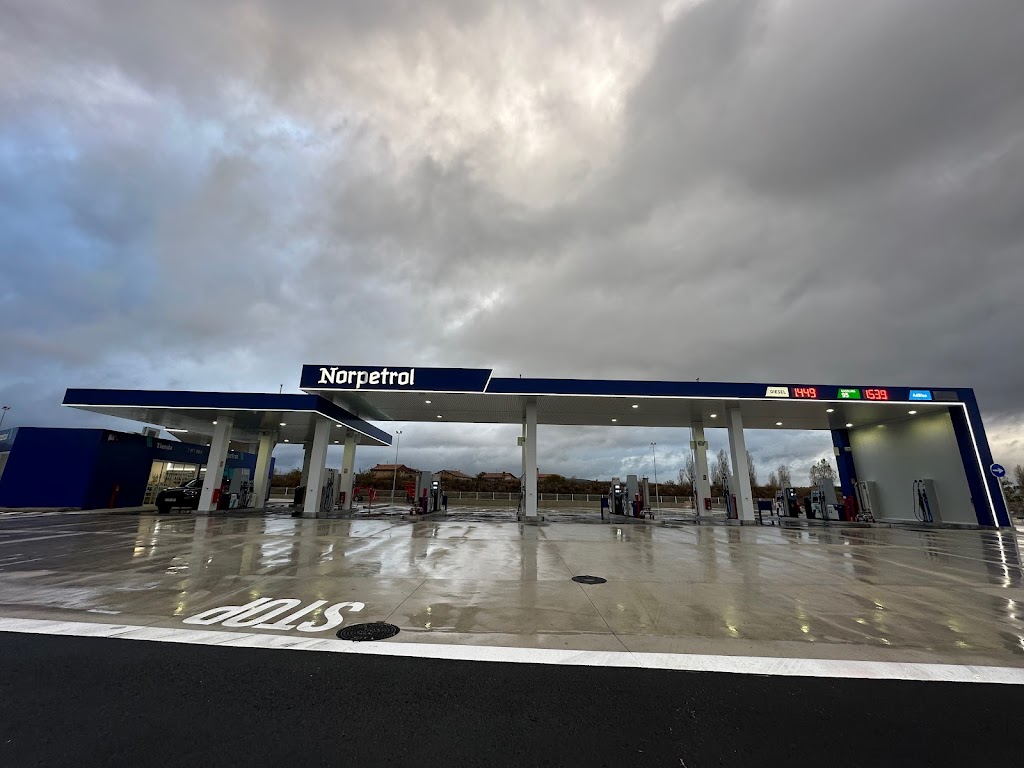 ES Norpetrol Jundiz - Vitoria — Del propietario