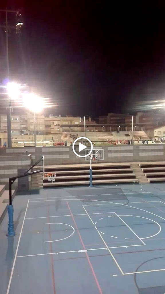 Piscina Municipal De Can Tintorer — Videos