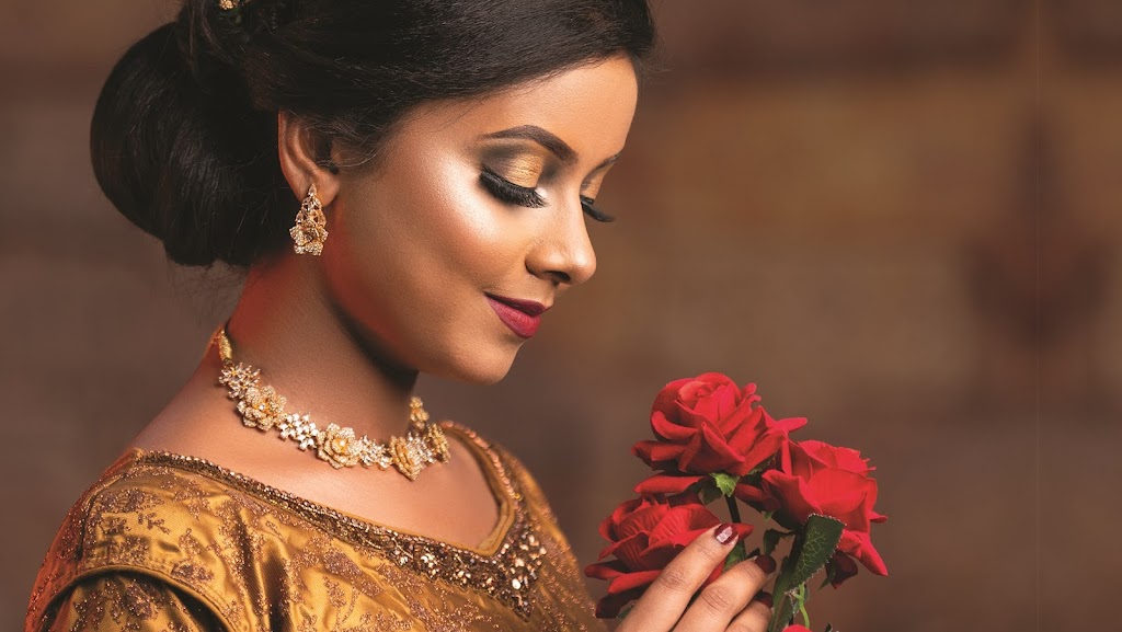 SALON W - MAKEUP and BEAUTY ACADEMY.