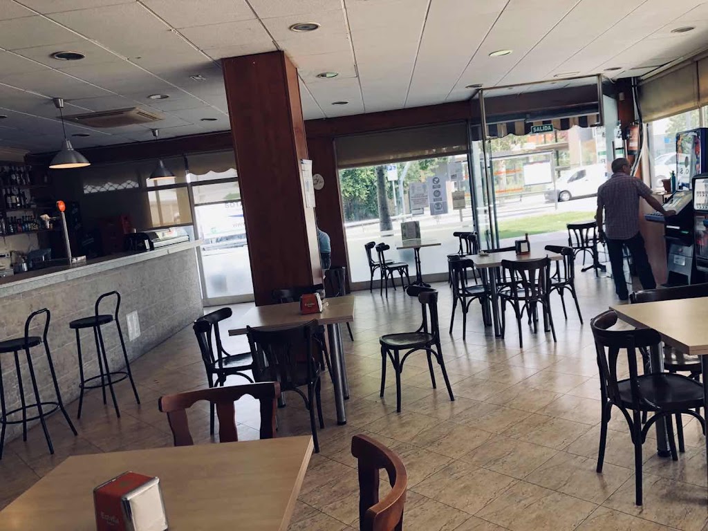 Bar Alibaba 8 — Ambiente