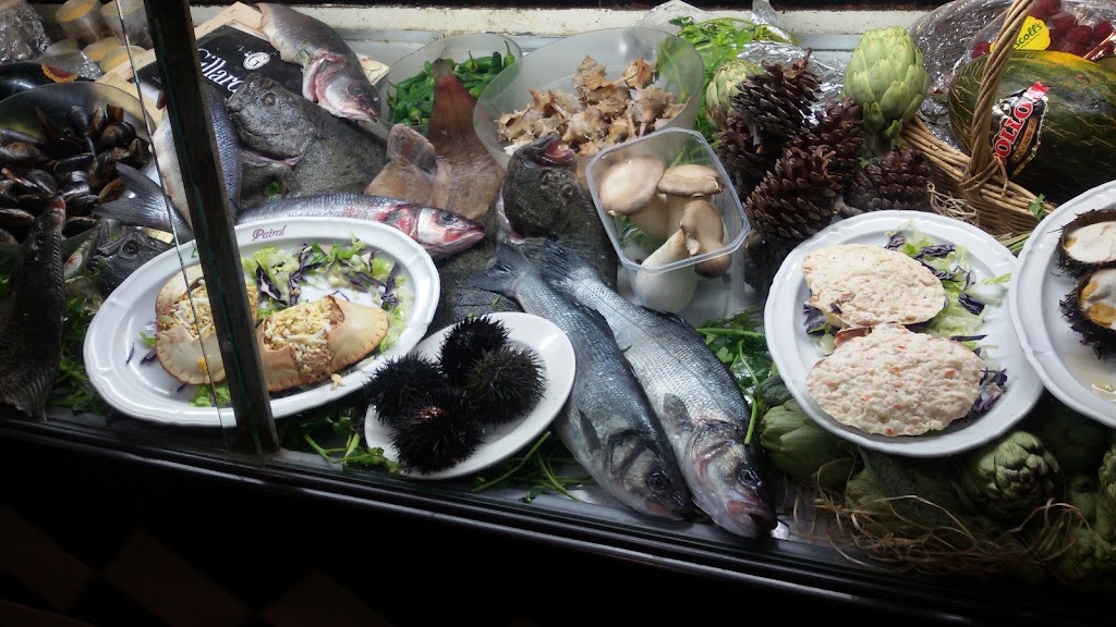 ALFREDO RESTAURANTE — Comida y bebida