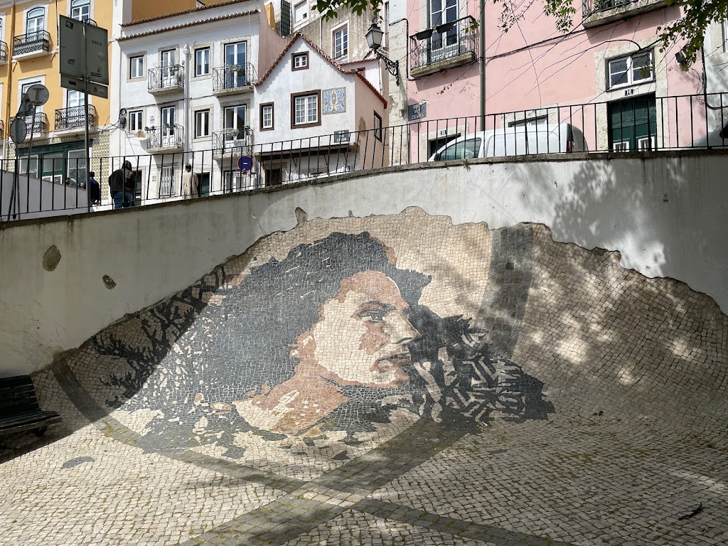 "Calcada" da Amalia, por Vhils