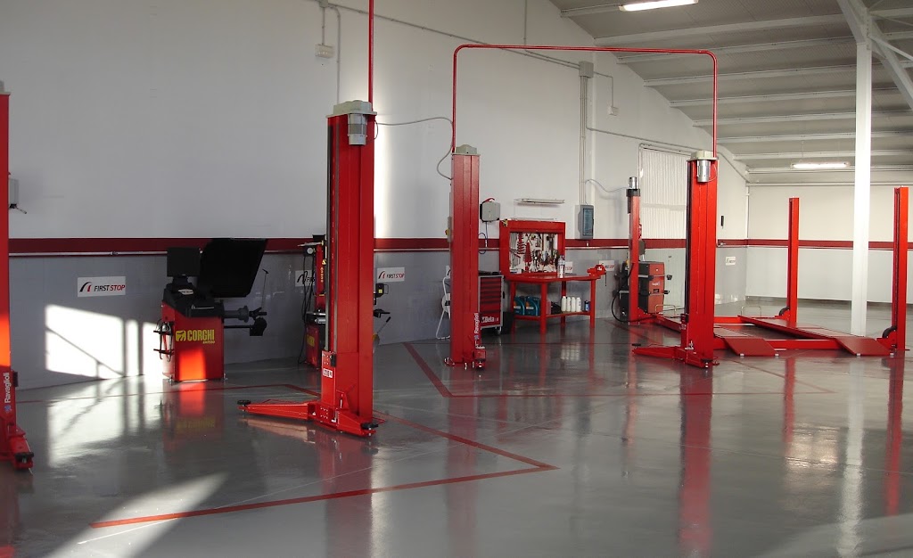 Automoviles Fenoll - First Stop. Venta de coches de segunda mano, ocasion y taller en Murcia — Interior