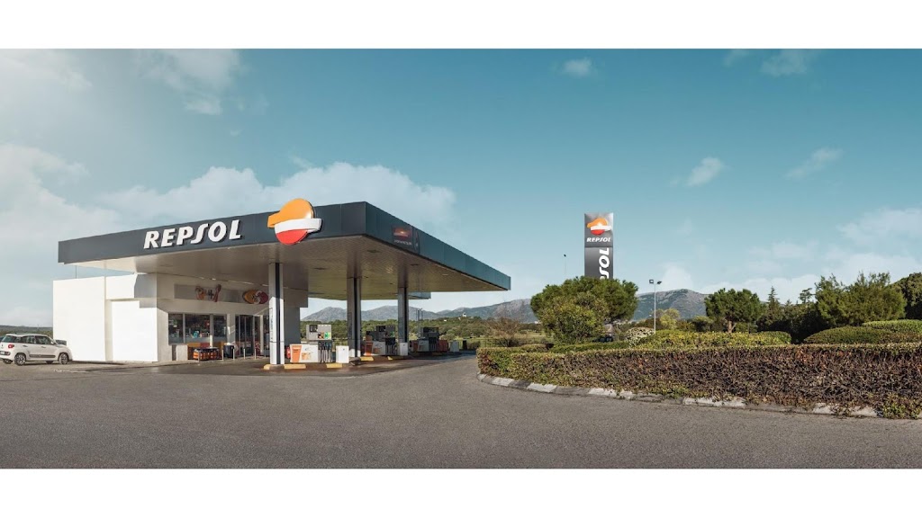 Estacion de Servicio Repsol — Surtidor de combustible