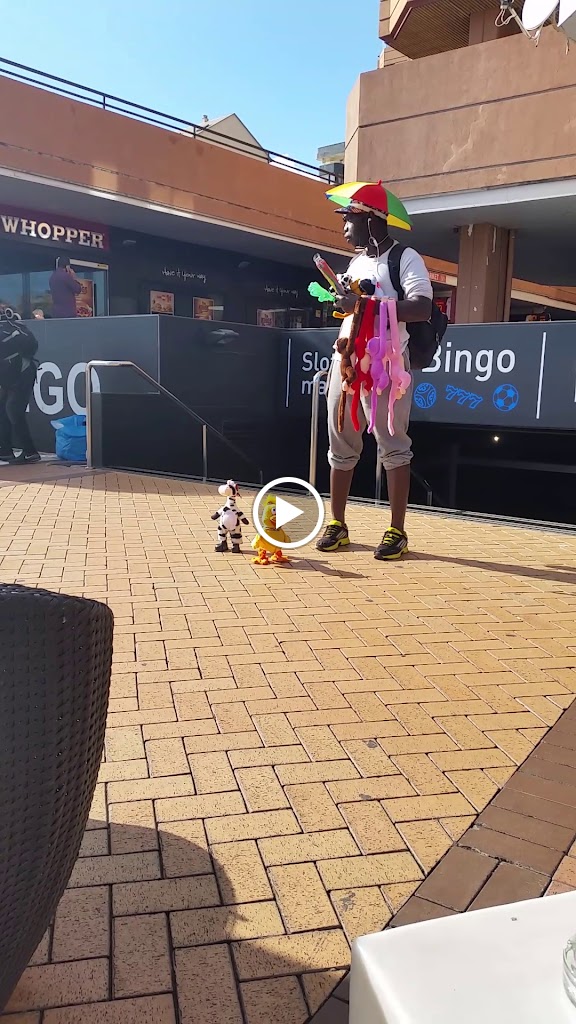 Los Brothers Fuengirola — Videos