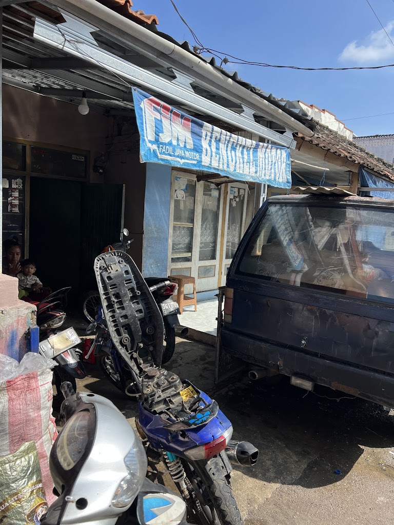 Bengkel motor ADE manual tech