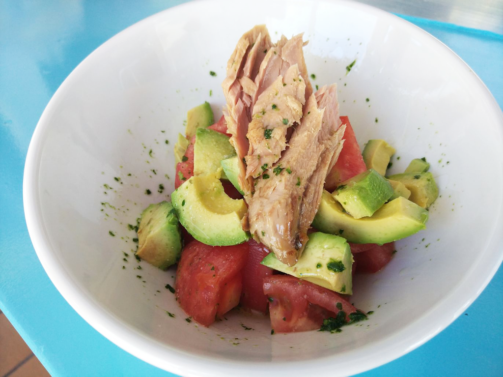 La Mar Bonita — Comida y bebida