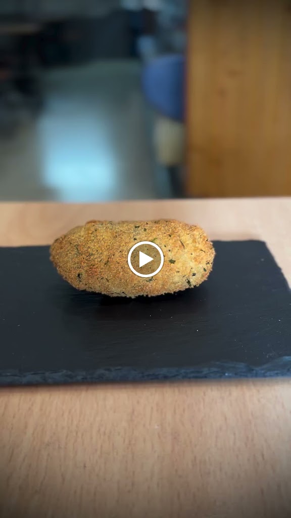 BAR LA NATA, especialistas en croquetones y tortillas — Videos