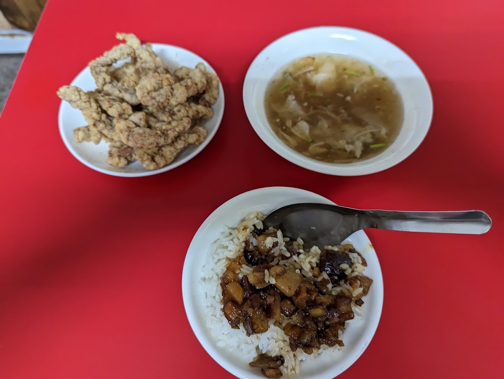 五甲傳味「雙肉羹花生米糕」 的照片