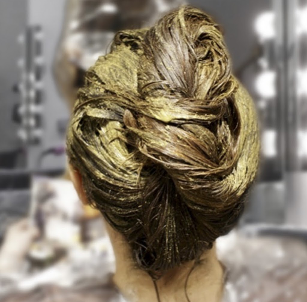BARANKAI PELUQUERIA Y ESTETICA — Peinado