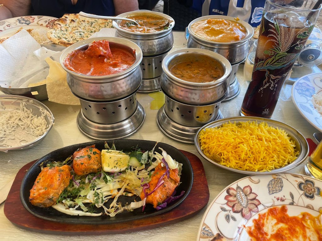 INDIAN CURRY ORIGINAL INDIAN RESTAURANT BAR — Comida y bebida
